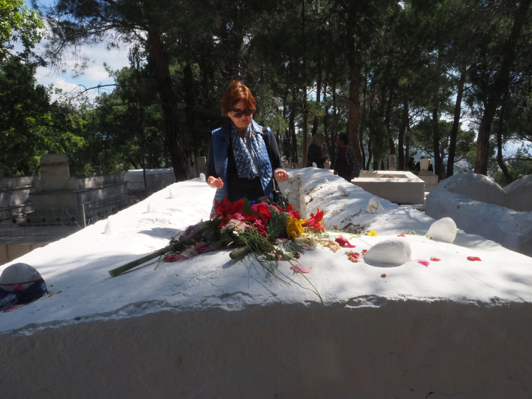Tahtacı Türkmenleri 6 asırdır mezarlıkta Hıdırellez geleneğini yaşatıyor