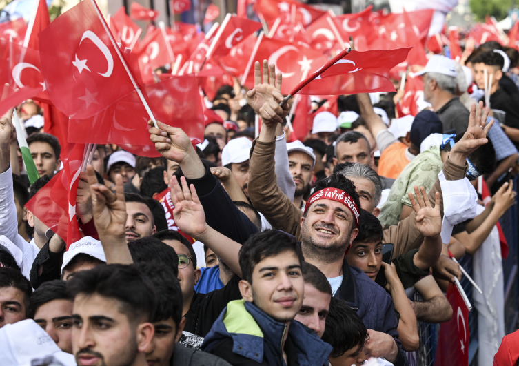 الرئيس أردوغان: نحن مصممون على القضاء على التضخم في الإيجارات