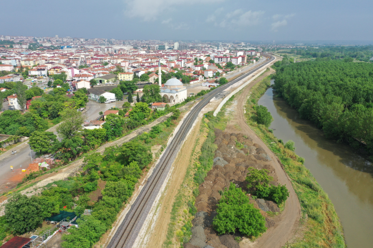 Halkalı-Kapıkule Hızlı Tren Projesi ile yük kapasitesi 9,6 milyon tona çıkacak