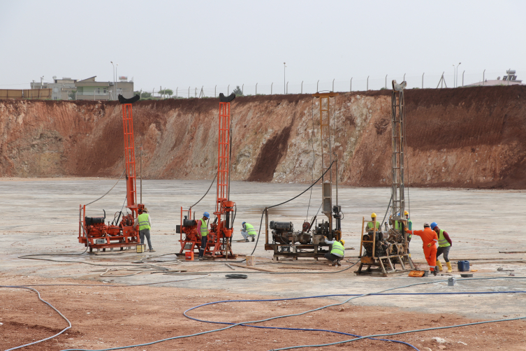 Siirt'te yapılan hastane deprem izolatörleriyle donatılacak