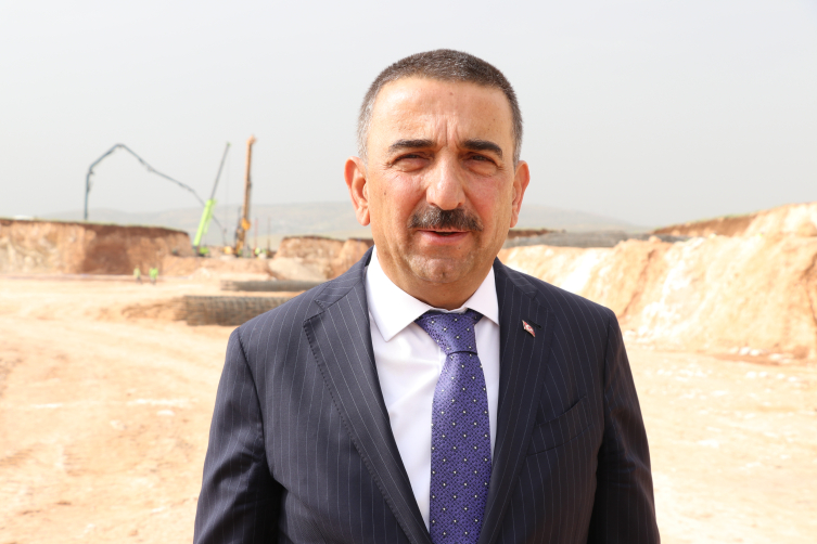 Siirt'te yapılan hastane deprem izolatörleriyle donatılacak