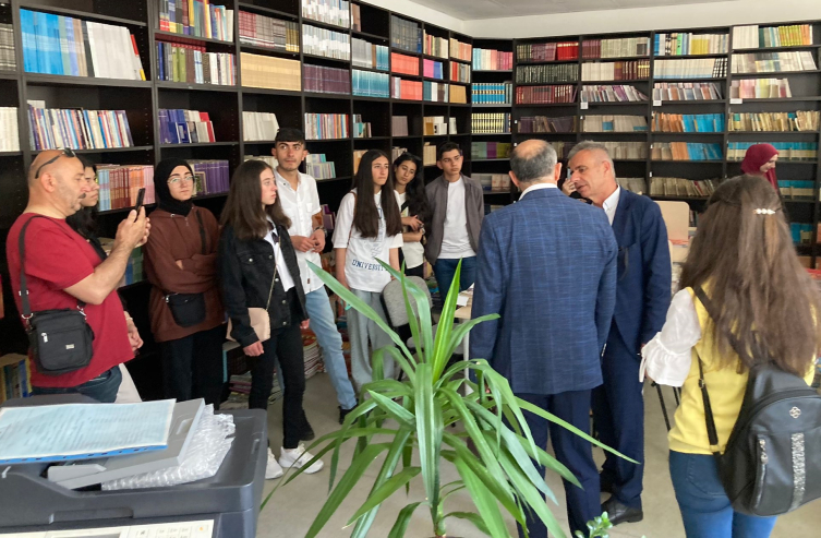 Ardahan'dan öğretmen ve öğrenciler yurt dışı deneyimi yaşadı