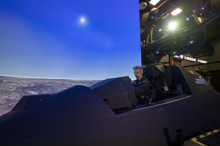 Türk pilotlar KAAN için hazırlanıyor