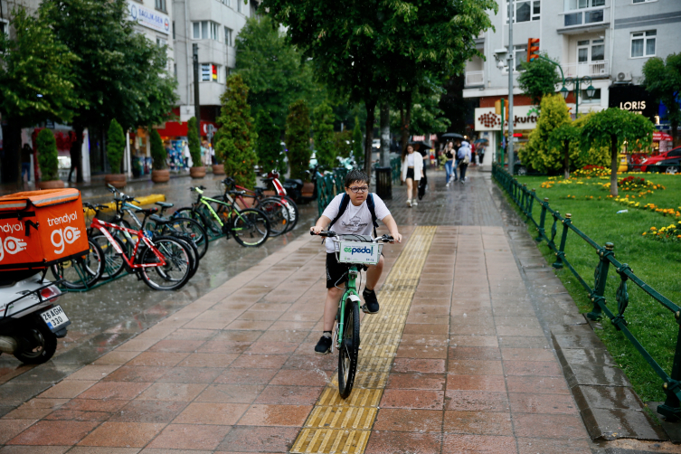 Eskişehir'de sağanak etkili oldu