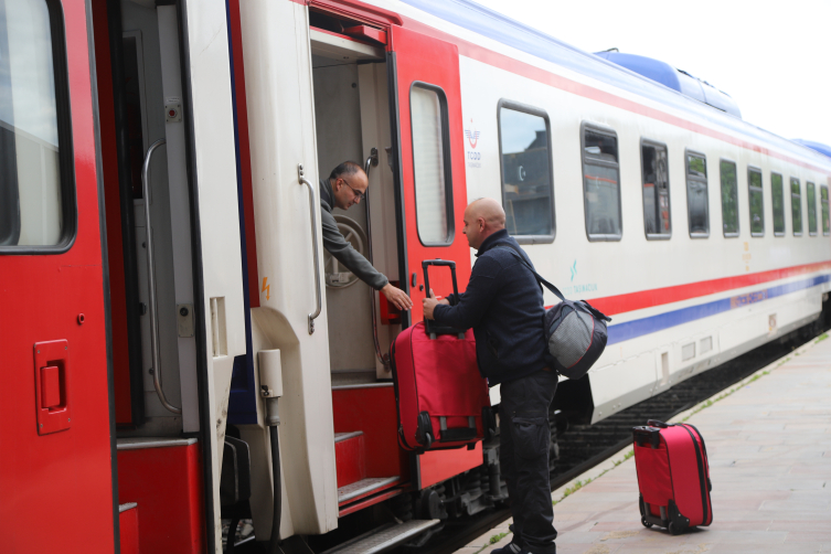 Gezi tutkunları Doğu Ekspresi'nde yoğunluk oluşturdu