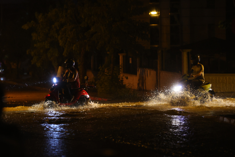 Edirne'de sağanak etkili oldu
