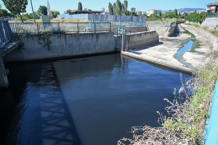 İstanbul'daki dereler Boğaz'ı ve Marmara Denizi'ni kirletiyor