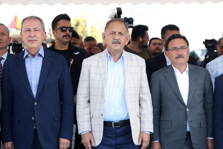 Bakanı Özhaseki: Hizmet siyasetini önceliyoruz