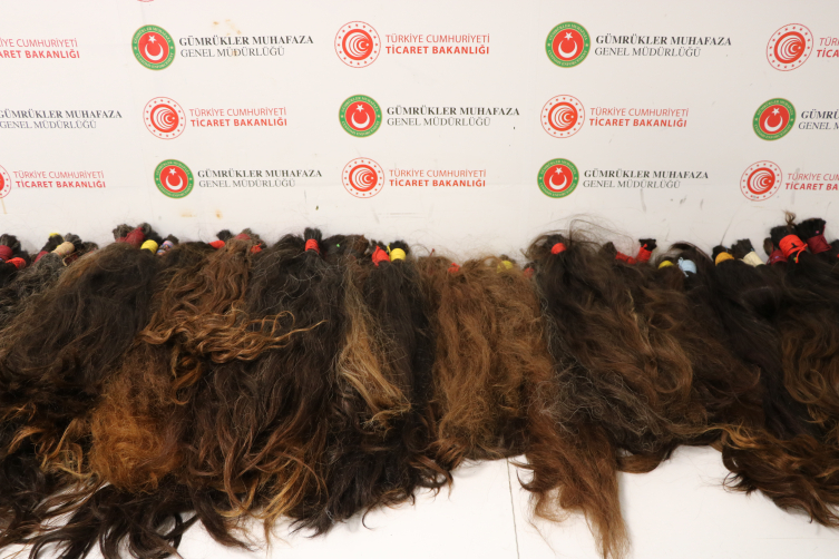ضبط شعر بشري مهرب بقيمة 1.3 مليون ليرة في الجمارك