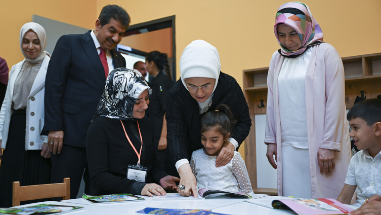 Emine Erdoğan: Şule Yüksel Şenler fikir ve gönül dünyamızın yıldızıydı