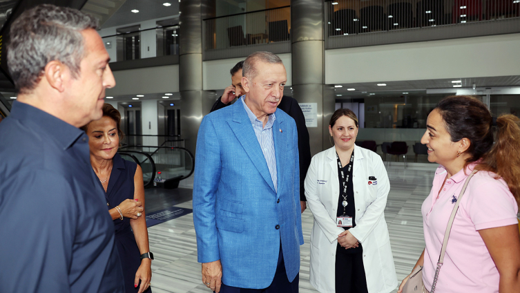 Cumhurbaşkanı Erdoğan, Sabancı çiftini ziyaret etti