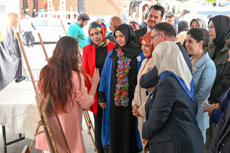 Bakan Göktaş: Kendimizi bütün vatandaşlarımızın sağlığı, mutluluğu konusunda sorumlu görüyoruz