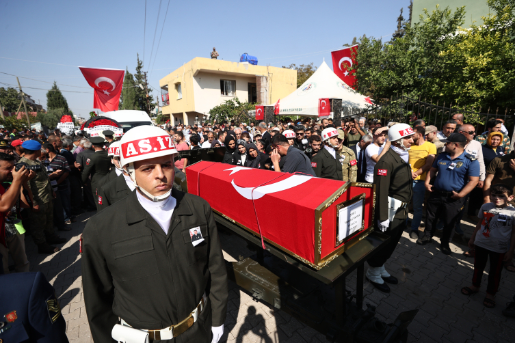 Şehit Mustafa Çakmak'ın cenazesi Hatay'da defnedildi