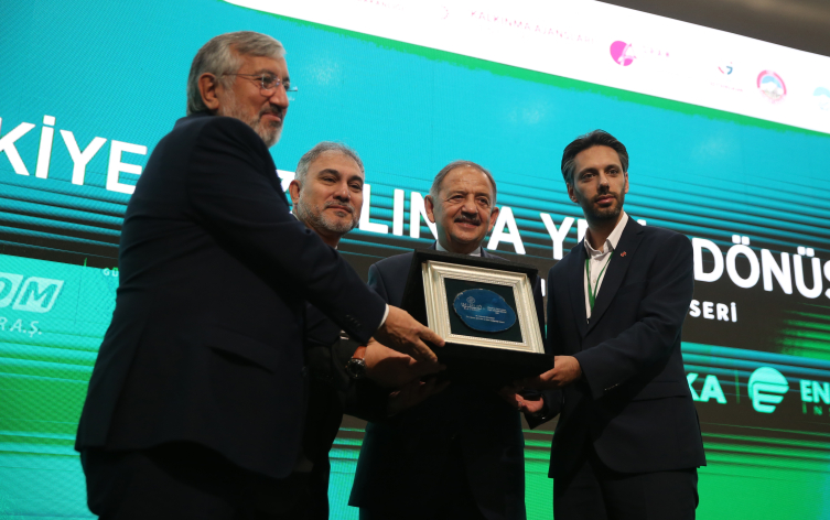 Bakan Özhaseki: Akdeniz havzasında sıcaklık 1,4 derece arttı