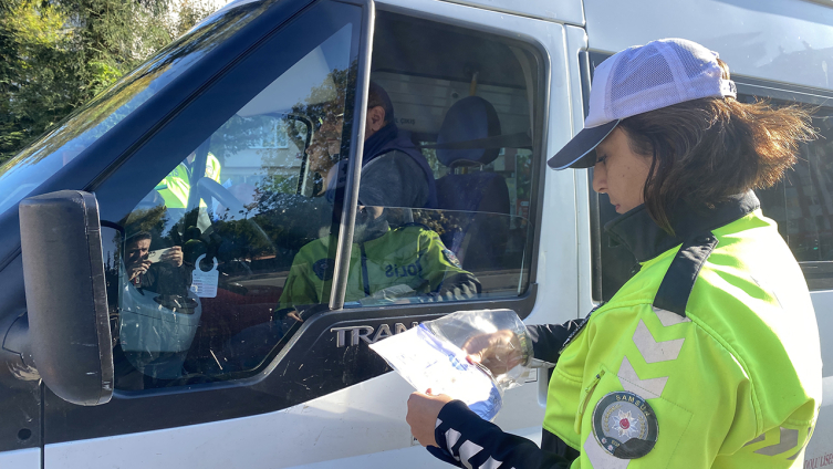 Samsun'Da 14 okul servisi trafikten men edildi