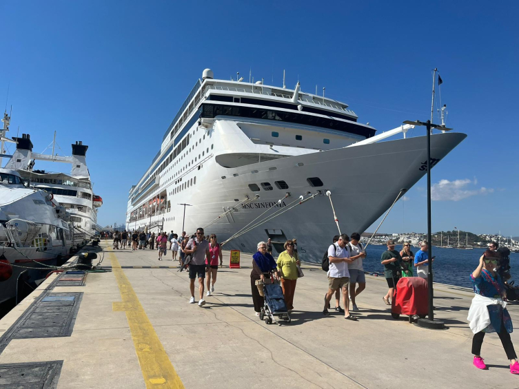 Bodrum'da turizm yoğunluk sürüyor