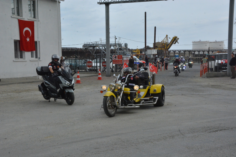 Cumhuriyet'in 100. yılında motosikletliler yollarda