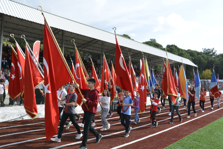 Manisa'da Cumhuriyetin 100. yıl dönümü etkinliklerle kutlanıyor