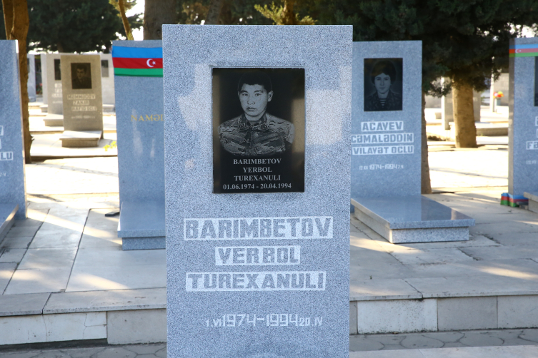 1. Karabağ Savaşı şehidi Barınbetov ana vatanı Kazakistan'da unutulmadı