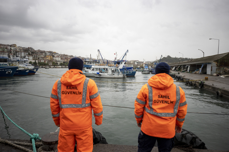 Zonguldak'ta fırtına yeniden etkisini gösterdi