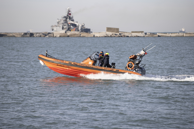 TCG Akın 7 denizci için Ereğli'de