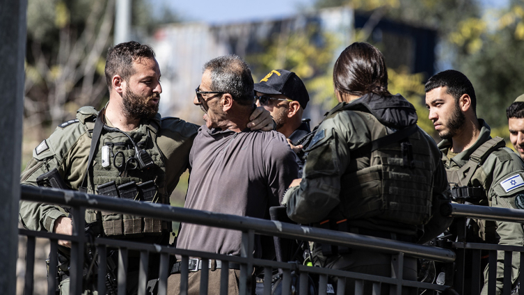 Mescid-i Aksa'da cuma namazı kısıtlaması sürüyor