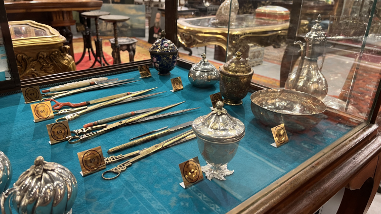 Yüzlerce kıymetli eser müzayedeye çıkıyor