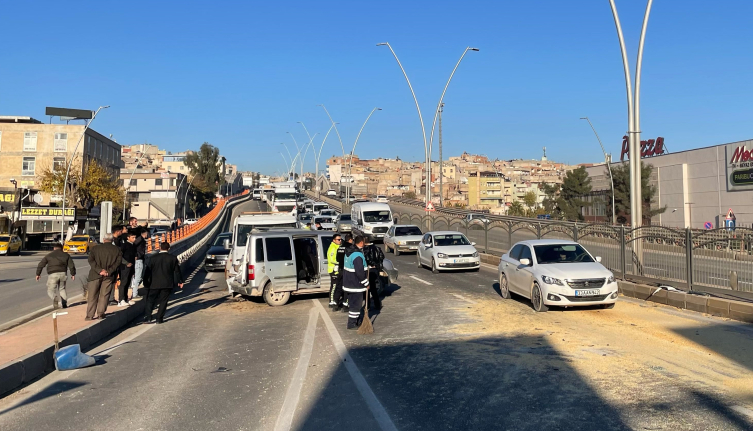 Şanlıurfa'da zincirleme trafik kazası: 7 yaralı