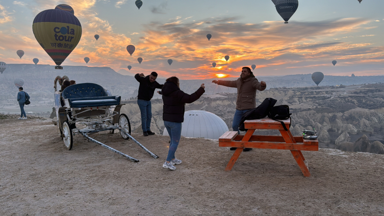 Kapadokya'da turistler yeni yıl tatilinde çeşitli aktivitelere katıldı