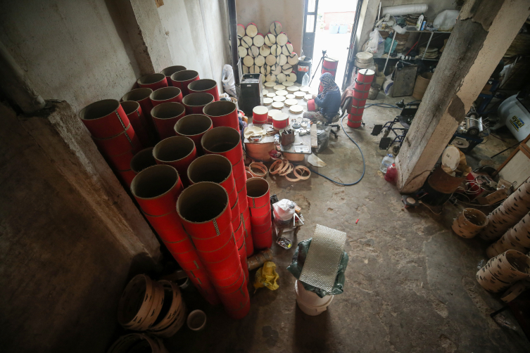 Bursalı Enver usta 60 yıldır tef ve davul üretiyor