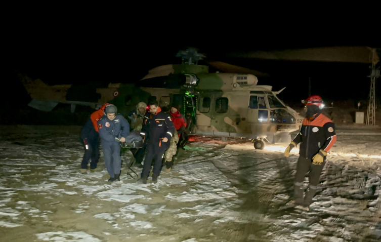 3 bin rakımda kurtarma operasyonu: Sakatlanan dağcı böyle kurtarıldı