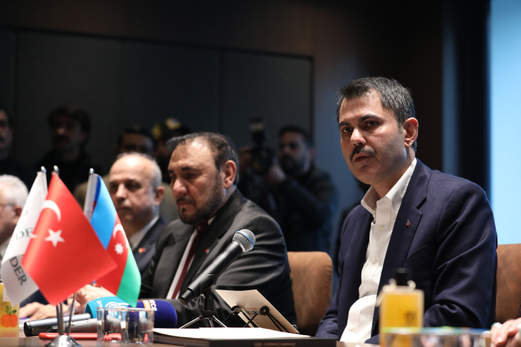 İBB Başkanı adayı Kurum, Caferi Derneğini ziyaret etti: Herkese eşit davranacak ve adil olacağız