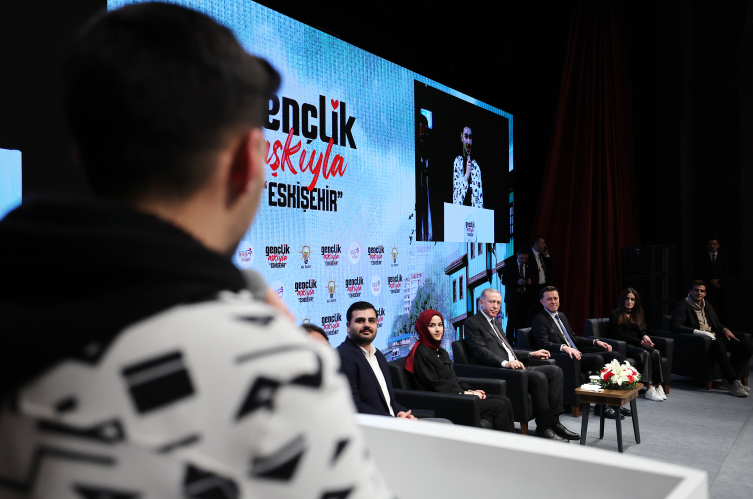 Cumhurbaşkanı Erdoğan: Kendi roketimizi yetiştirdiğimiz astronotlarımızla uzaya göndereceğiz