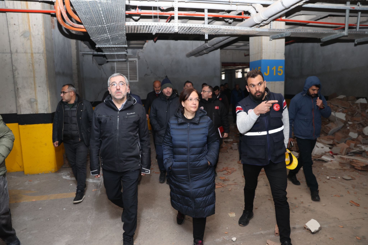 Deprem bölgesindeki gönüllü inşaat mühendisleri gururlu hissediyor