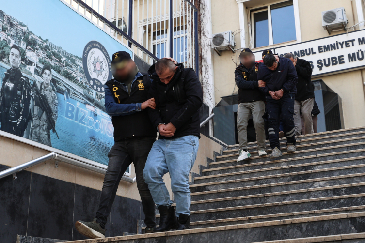 İstanbul'da oto hırsızlığı çetesine operasyon: 7 gözaltı