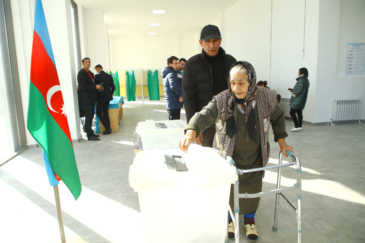 İşgalden kurtarılan Fuzuli'de cumhurbaşkanı seçimine yoğun ilgi