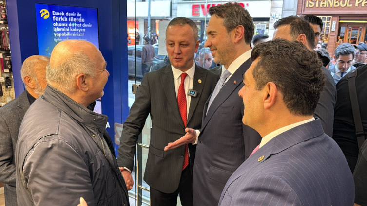 Bakan Bayraktar, Zonguldak'ta madencilerle ocağa indi