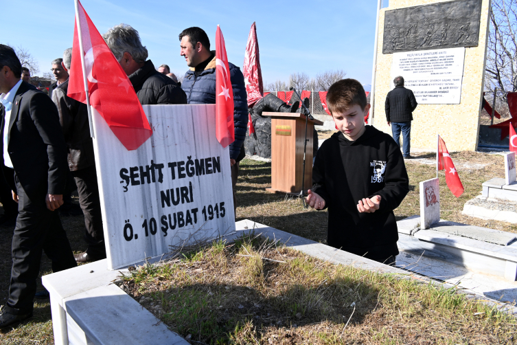 Sivas'ta Ermenilerce şehit edilen 71 asker anıldı