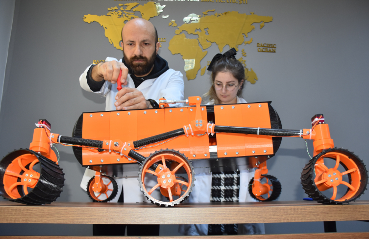 Doğal afetlerde kaybolanların yerini tespit edebilecek araç üretildi