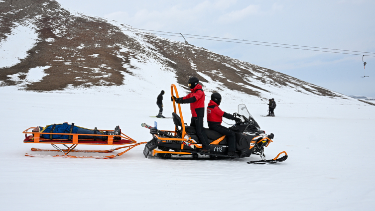 Kayak merkezinin güvenliği JAK timlerine emanet