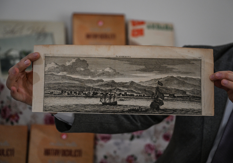 Hatay'ın tarihine ışık tutan koleksiyon Türk Tarih Kurumuna emanet