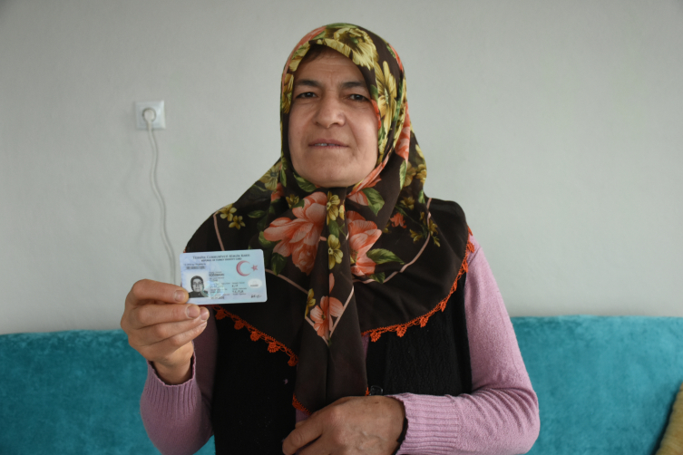 Depremde "ölü" olarak görüldüğü nüfus kaydı düzeltildi