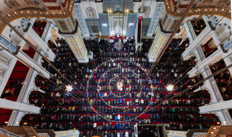 Diyanet İşleri Başkanı Erbaş: Filistinli mazlumlar için dua edelim