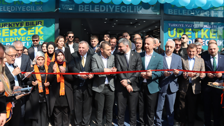 AK Parti'nin seçim koordinasyon merkezlerinin açılışı yapıldı