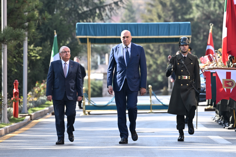 Milli Savunma Bakanı Güler, İtalyan mevkidaşı ile görüştü