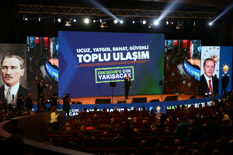 AK Parti Eskişehir Belediye Başkan adayı Hatipoğlu, projelerini anlattı