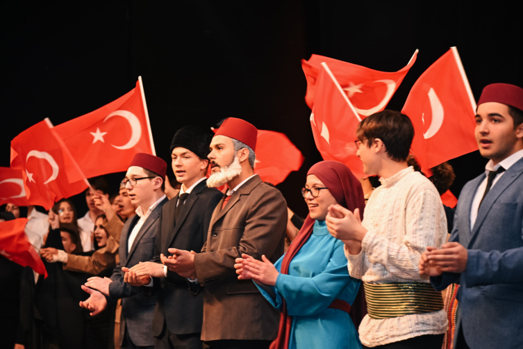 Antalya'da İstiklal Marşı'nın kabulünün 103. yılı çoşkuyla kutlandı