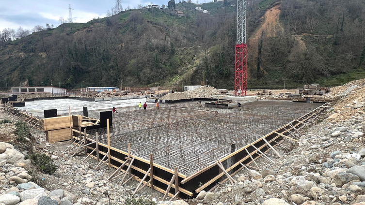 Güneysu'da devlet hastanesi inşaatına başlandı