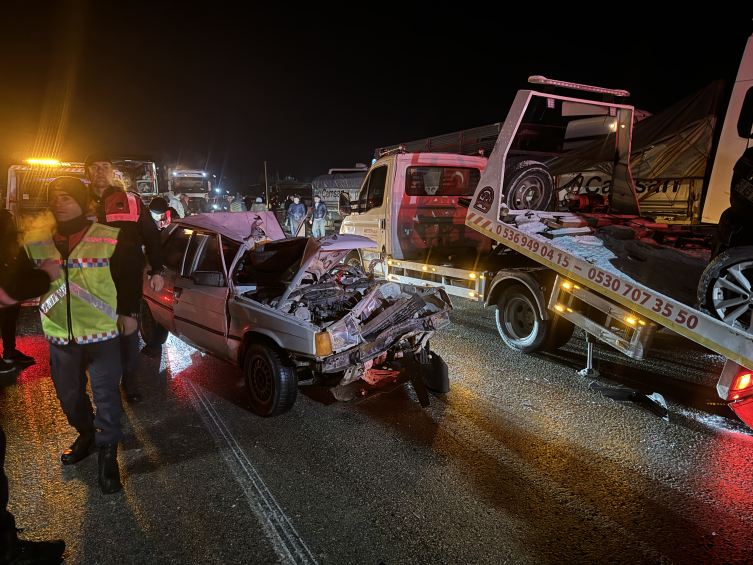 Nevşehir'de 14 aracın karıştığı zincirleme trafik kazası: 7 yaralı