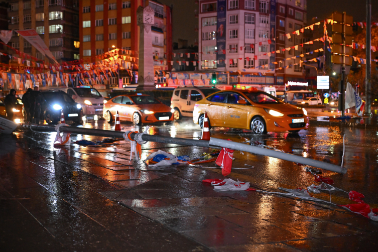 Başkentte sağanak hayatı olumsuz etkiledi